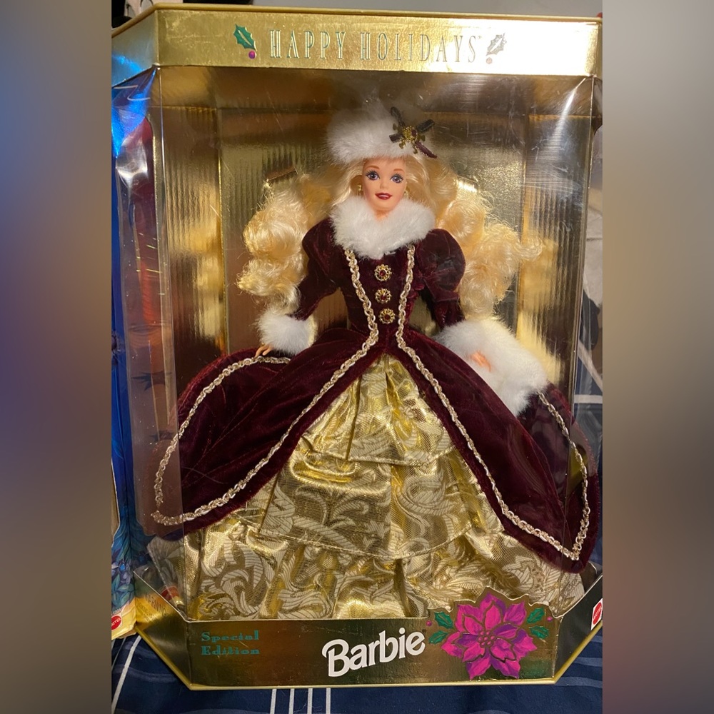 Vintage 1996 Happy Holidays Barbie Special Edition NIB